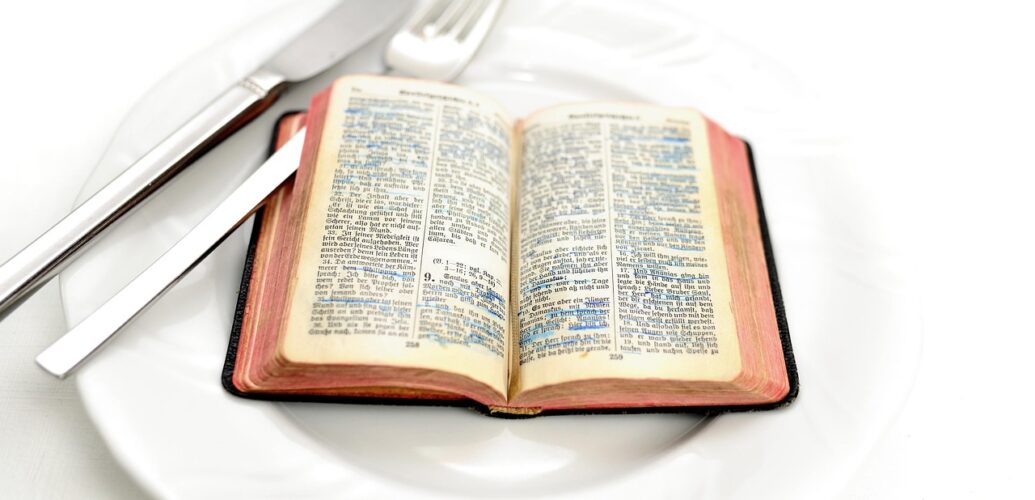 A Lei de Deus - Gálatas 3:10 e Romanos 3:20